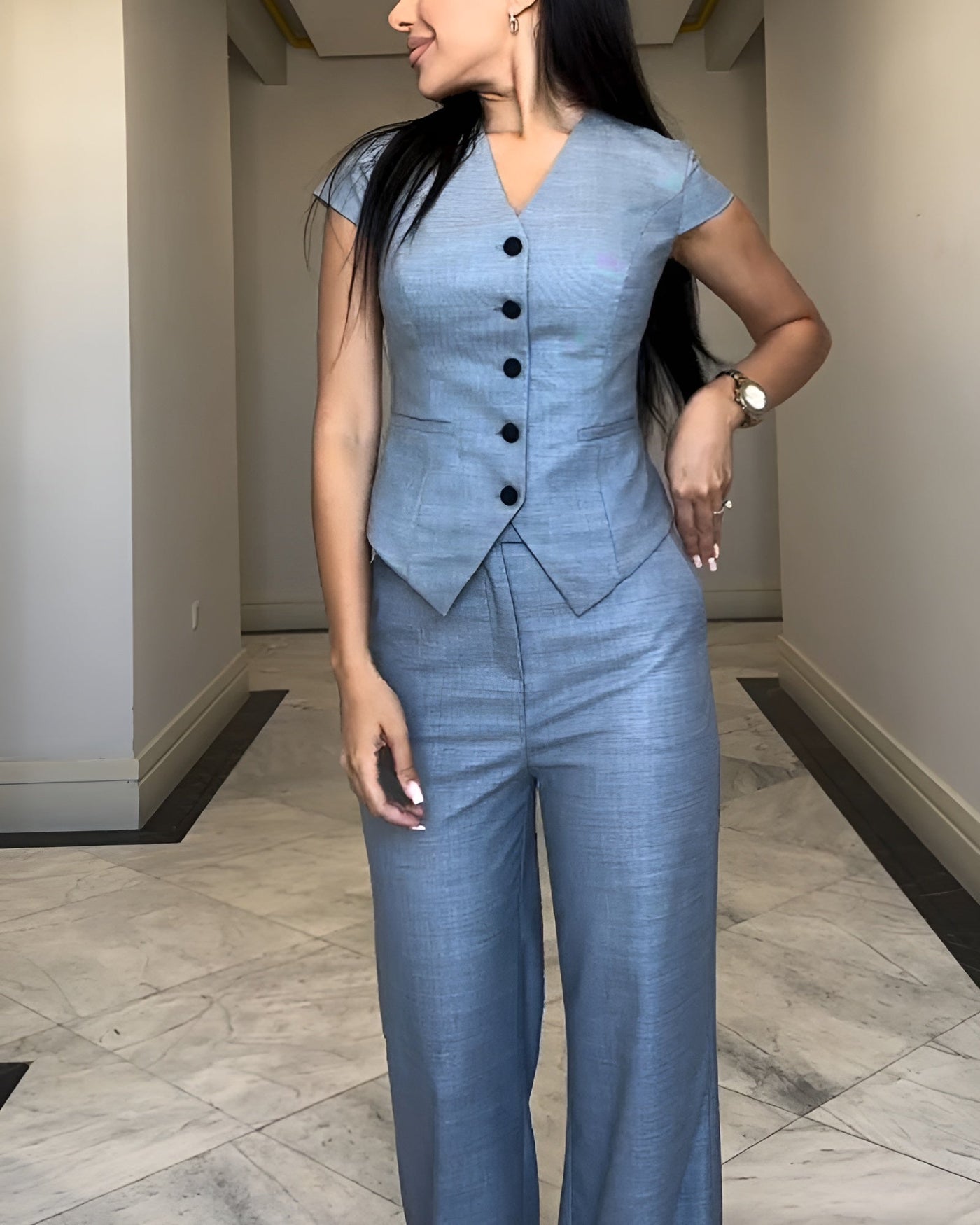 Roksana | Top avec décolleté en V et pantalon assorti
