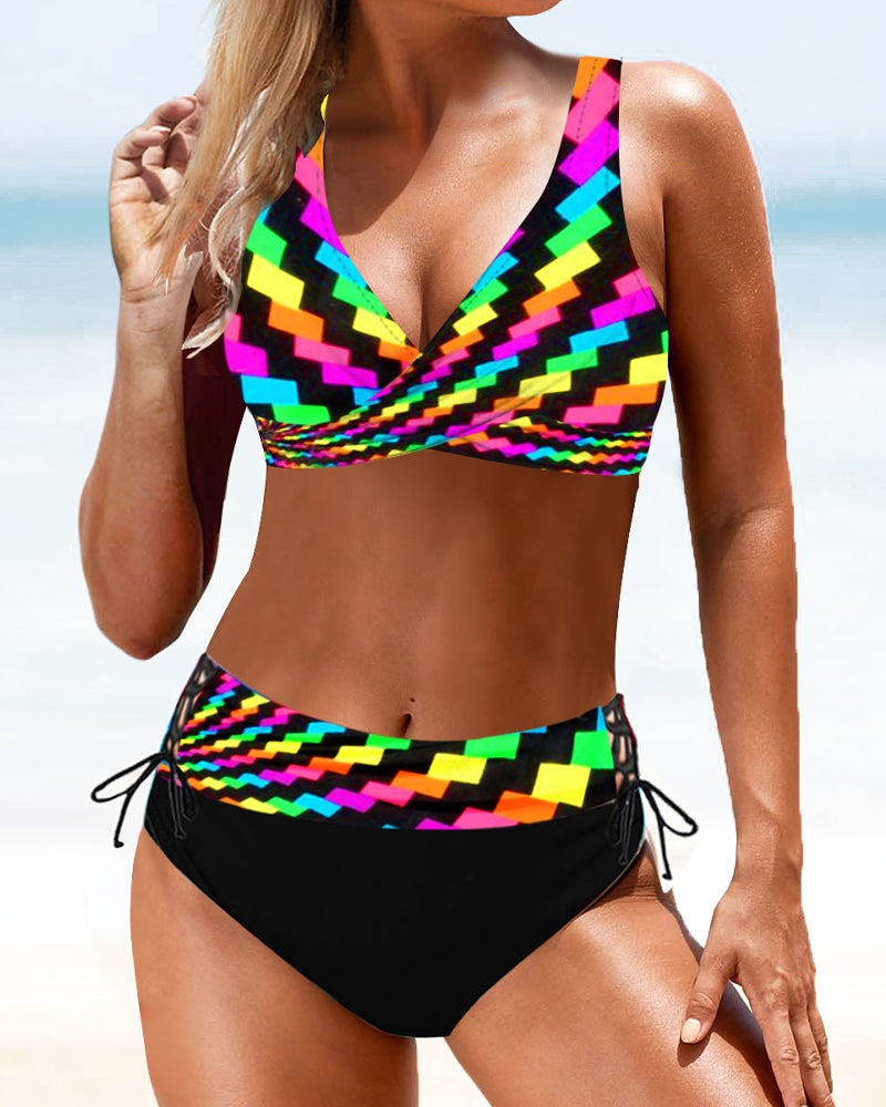 Eva - Maillot de Bain Coloré et Joyeux