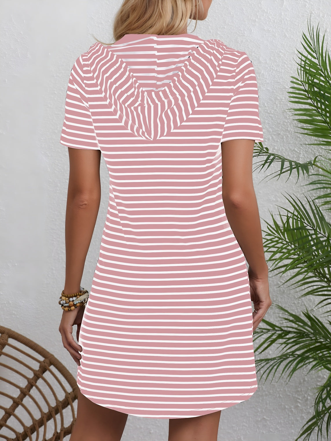 Tessa™ | Robe d'été à capuche rayée avec boutons