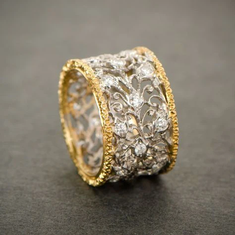 Märta™ | Bague vintage avec cristal et lierre doré